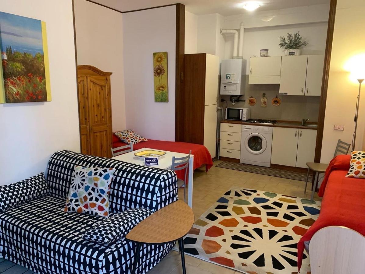Appartamento Affitti Brevi Verona Colors/G.B. Rossi Friendly Buitenkant foto